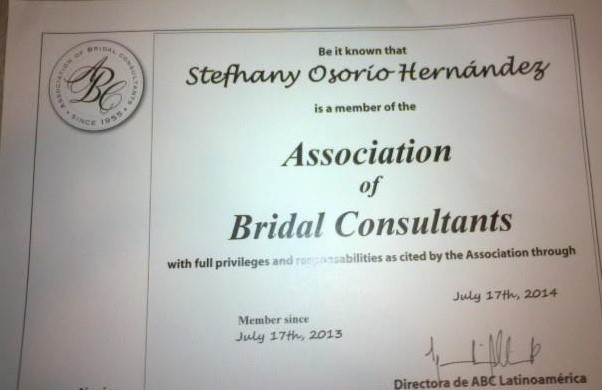 bridal consultan